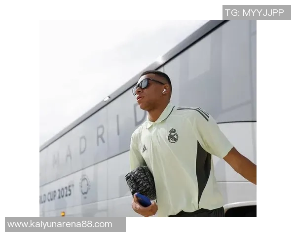 姆巴佩本周四重返训练场备战赫塔费比赛状态回暖 姆巴佩本周四重返训练场备战赫塔费比赛状态回暖