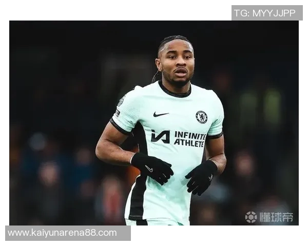 法媒报道杜埃伤缺几周巴黎期待年底前复出